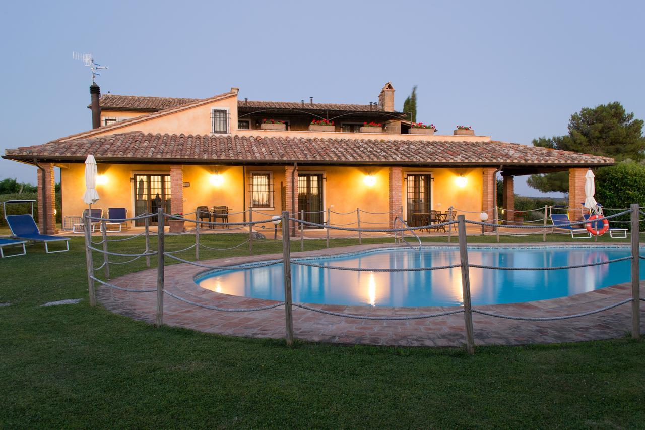Agriturismo Poggio Delle Conche Pitigliano Exterior foto